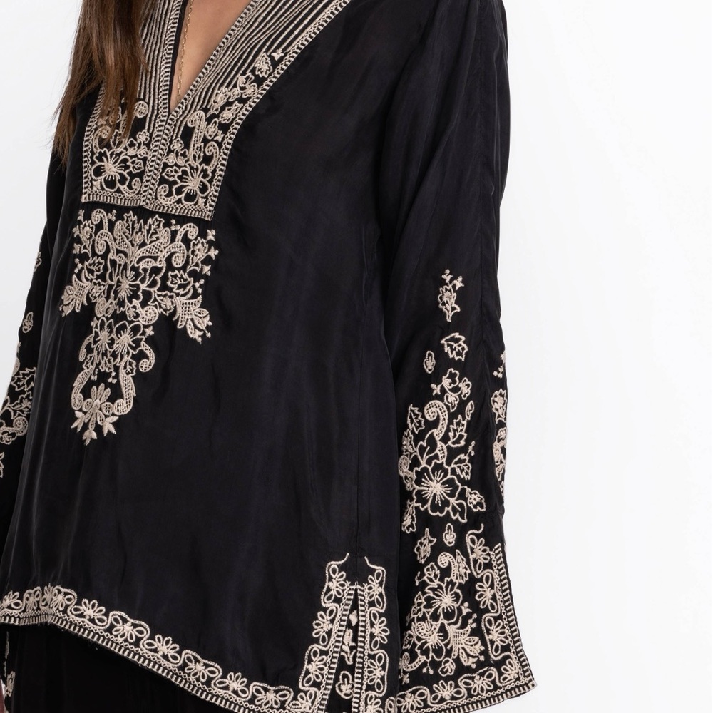 Johnny Was Biya heavily embroidered Tempest blouse NWT - Picture 9 of 13